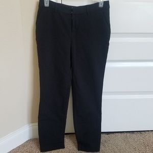 Old Navy Mid Rise Crop Harper Pants US2/ Black